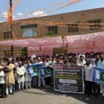 पहलगाम में हुई आतंकी घटना के विरोध में सरहद के मुस्लिम समाज ने पाकिस्तान के झंडे जलाए IMG 20250426 WA0126