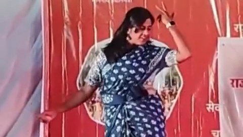 सवाई माधोपुर: पुलिस स्थापना दिवस की सांस्कृतिक संध्या में महिला थानाधिकारी टीनू सोगरवाल के डांस ने लूटी महफिल, सोशल मीडिया पर वीडियो वायरल IMG 20250418 000334