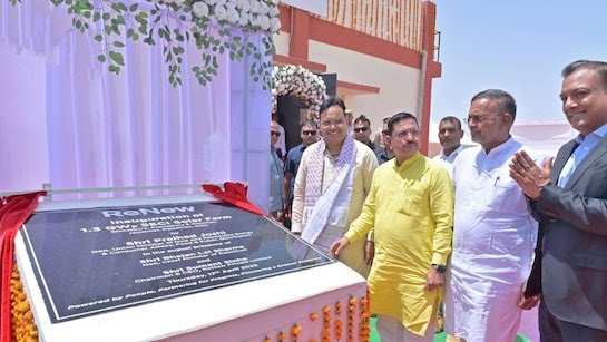 जैसलेमर पोकरण में पहुंचे सीएम भजनलाल, कहा- राजस्थान में सौर ऊर्जा की अपार संभावनाएं fehr1k9k cm jaisalmer