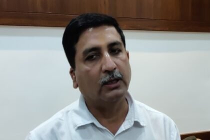 कमलेश प्रजापत एनकाउंटर केस में बड़ा खुलासा: CBI कोर्ट ने पूर्व मंत्री हरीश चौधरी और उनके भाई के खिलाफ रिपोर्ट तलब की, सियासत में मचा घमासान img20210715132037 11626357879 1 1635161815