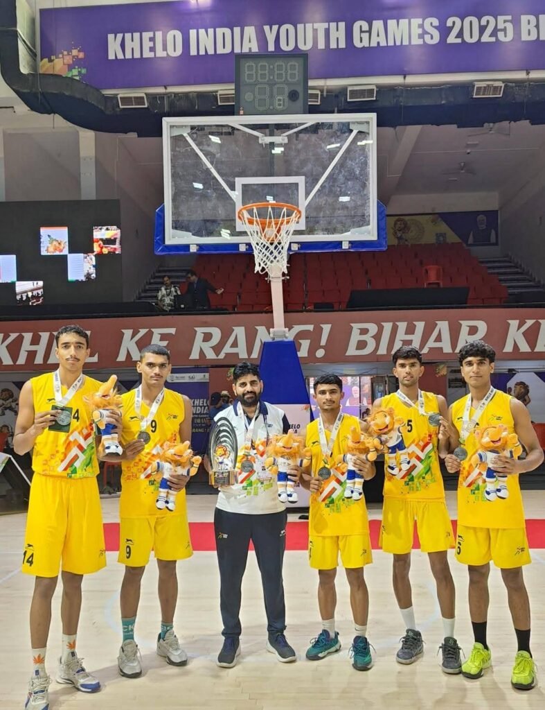 राजस्थान बास्केटबॉल टीम ने जीता रजत पदक, जैसलमेर के खिलाड़ियों ने निभाई अहम भूमिका 1000346905
