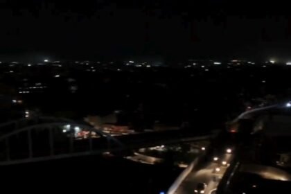 अंधेरे में डूबा बालोतरा शहर IMG 20250508 004523