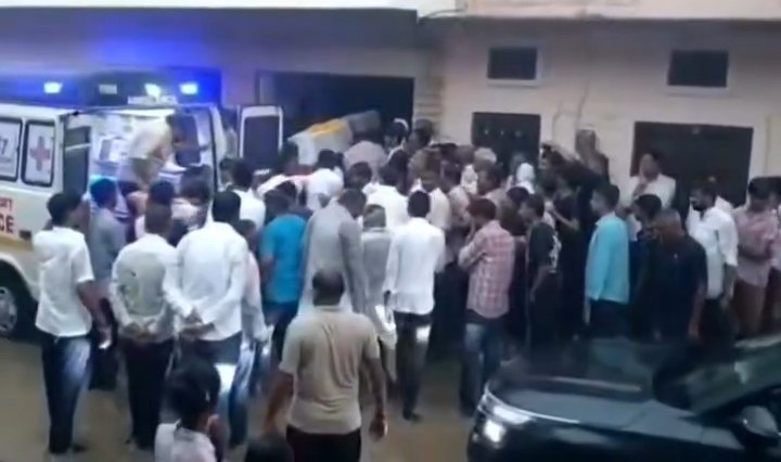 विमान हादसे में जोधपुर की बेटी खुशबू की मौत: शव पहुंचा खाराबेरा गांव, रो पड़ा सारा माहौला, कुदरत भी बरसी अश्रु रूप में 1000441415