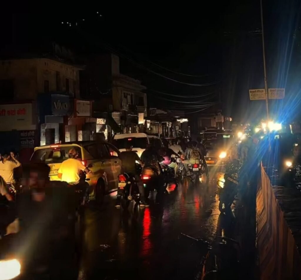 बालोतरा में पहली ही बारिश ने खोल दी नगर परिषद की पोल: राहत के साथ आई आफत, नालों की सफाई और जलनिकासी व्यवस्था फेल 1000456659 1
