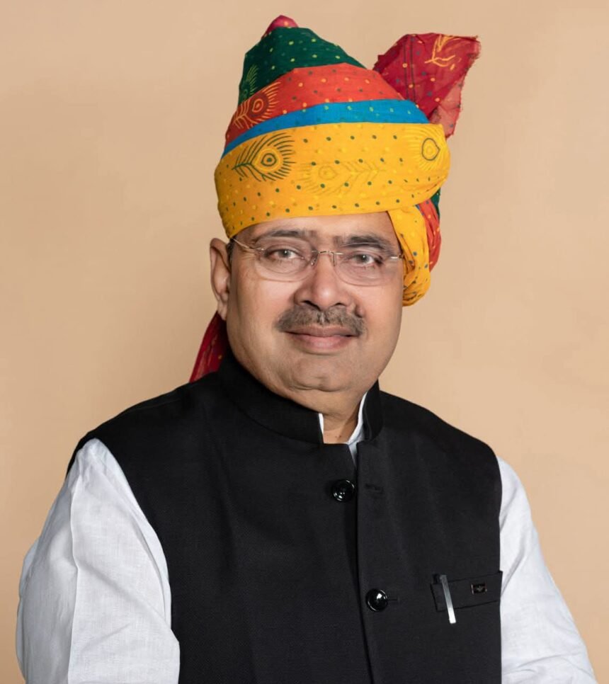 मुख्यमंत्री भजनलाल शर्मा का संवेदनशील निर्णयराजकीय संस्थानों, विद्यालयों और आंगनबाड़ी भवनों की होगी मरम्मतडांग, मगरा, मेवात क्षेत्रीय विकास योजना में 20 प्रतिशत राशि से करवाए जा सकेंगे मरम्मत कार्य 1000587683