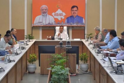 सभी विभाग क्षतिग्रस्त भवनों की जिलेवार रिपोर्ट बनाकर करें मरम्मतगत 6 वर्षों में बने सरकारी भवनों की गुणवत्ता कीजांच करेगी विशेष राज्य स्तरीय कमेटी 1000607530