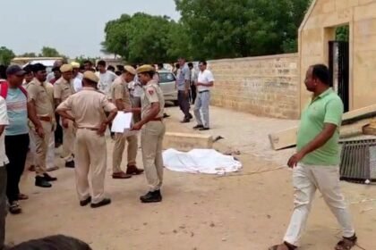 झालावाड़ के बाद जैसलमेर में स्कूल हादसा: गेट गिरा, छात्र की दर्दनाक मौत, प्रशासन पर उठे सवाल IMG 20250728 WA0056