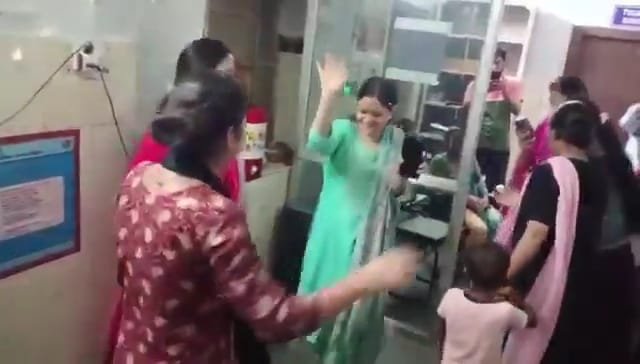 सरकारी अस्पताल के लेबर वार्ड में नर्सिंग ऑफिसर का बर्थडे सेलिब्रेशन, VIDEO वायरल IMG 20250817 WA0006