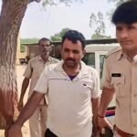 जैसलमेर में संदिग्ध युवक गिरफ्तार; मोबाइल से पाकिस्तानी नंबर मिले, पूछताछ कर रही जांच एजेंसियां IMG 20250820 WA0023