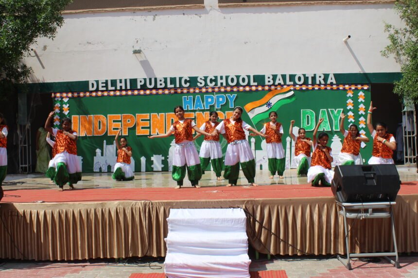 डीपीएस बालोतरा में स्वतंत्रता दिवस धूमधाम से मनाया गया IMG 5638