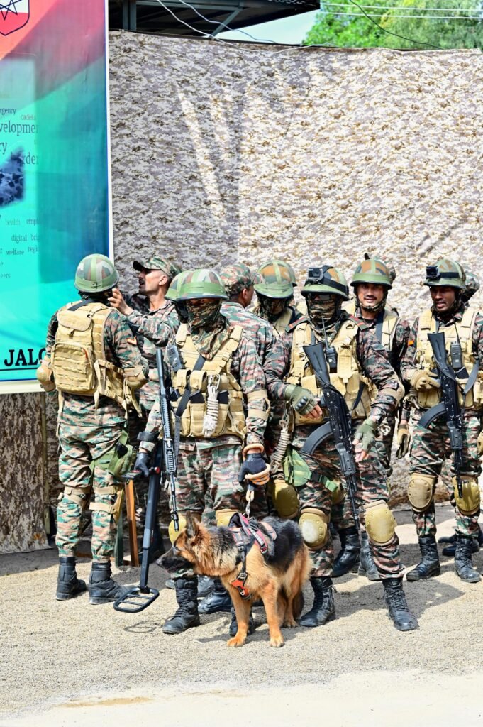 काउंटर-टेररिज्म डिमॉन्सट्रेशन,आतंकियों को मार गिराया,सुरक्षा बलों की तत्परता एवं समन्वय का प्रदर्शन 1001393892