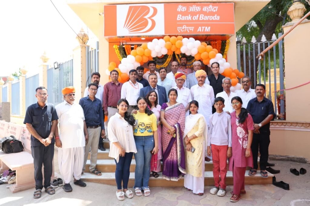 जसोलधाम में शारदीय नवरात्रा पर्व का शुभारंभ,विधि-विधान से हुई घट स्थापना, भक्तों की लगी लंबी कतारें 1001440054