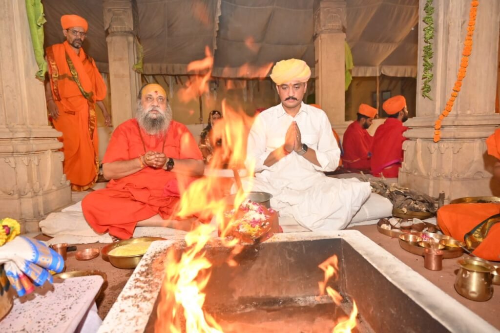 जसोलधाम में दुर्गाष्टमी पर विशेष हवन पूजन,राज्य मंत्री कृष्ण कुमार विश्नोई ने लिया दर्शन लाभ,महंत नारायण गिरी  ने दिए आशीर्वचन 1001475735