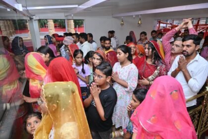 द्वादशी पर जसोलधाम में उमड़ा श्र‌द्धा एवं आस्था का संगम, छप्पन भोग का भव्य अर्पण, भक्तों ने की पुजा अर्चना 3 1