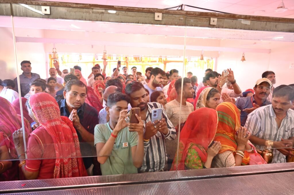 शारदीय नवरात्रा अनुष्ठानों का पूर्णाहुति समापन, आज  विजयादशमी पर होगा शस्त्र पूजन 1001482898