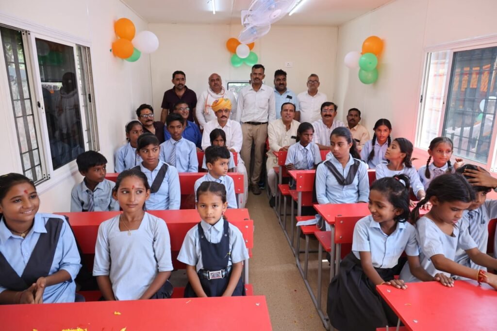 श्री राणी भटियाणी मंदिर संस्थान, जसोल ने शिक्षा के क्षेत्र में भेंट किए 2 और कंटेनर, शिक्षा के क्षेत्र में प्रोत्साहन का क्रम जारी 1001490600