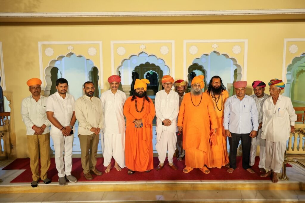 महापूर्ण कुंभ यात्रा उपरांत जसोलधाम में भव्य आशीर्वचन कार्यक्रम, श्रद्धा और भक्ति का संगम बना परिसर 1001603355 1