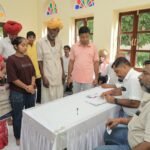 जसोलधाम में 2 दिवसीय निःशुल्क मेडिकल कैंप का भव्य समापन, 537 मरीजों को मिला उपचार, दवा, दुआ और माँ जसोल का पावन प्रसाद IMG 20251012 WA0071