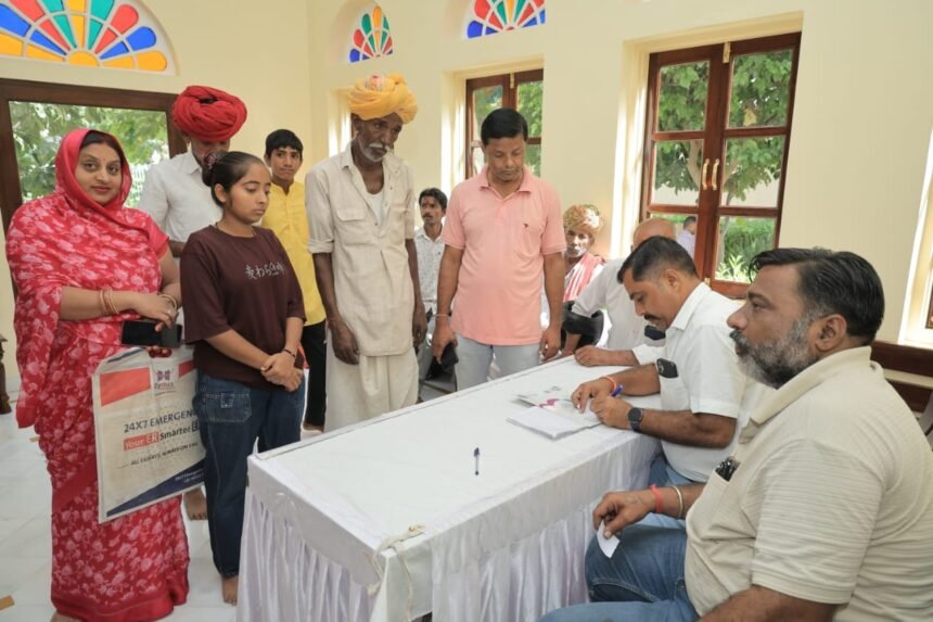 जसोलधाम में 2 दिवसीय निःशुल्क मेडिकल कैंप का भव्य समापन, 537 मरीजों को मिला उपचार, दवा, दुआ और माँ जसोल का पावन प्रसाद IMG 20251012 WA0071