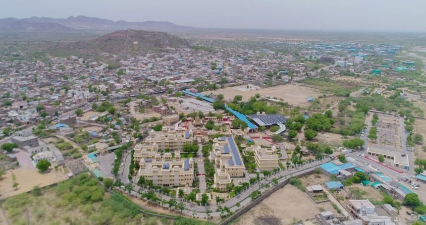 जसोल का 50-वर्षीय विकास-दृष्टि : एक नई शुरुआतधार्मिक, आर्थिक और सामाजिक समृद्धि की ओर IMG 20251013 WA0077