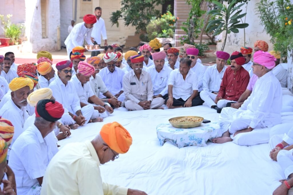 रावलगढ़ जसोल में दीपावली स्नेह मिलन का भव्य एवं गौरवशाली आयोजन, बालोतरा जिला राजपूत समाज का अद्वितीय संगम 3 रावलगढ़ जसोल में दीपावली स्नेह मिलन का भव्य एवं गौरवशाली आयोजन, बालोतरा जिला राजपूत समाज का अद्वितीय संगम 1001628037
