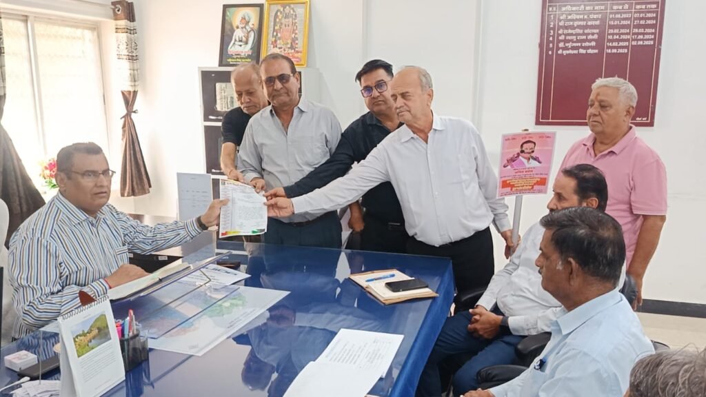 भगवान झूलेलाल पर टिप्पणी को लेकर सिंधी समाज में आक्रोश, निकाली आक्रोश रैली 1001628722