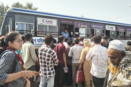 Balotra: निजी स्लीपर बसों की हड़ताल से ठप हुआ प्रदेश का परिवहन, यात्रियों की बढ़ी मुश्किलें IMG 20251102 WA0033