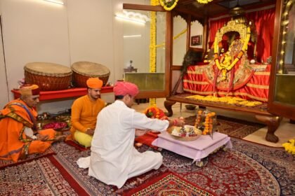 भक्ति और आस्था का दिव्य आलोक हजारों दीपों से प्रकाशित हुआ जसोलधाम , देव दीपावली पर्व हर्षोल्लास एवं श्रद्धा के साथ संपन्न IMG 20251106 WA0021