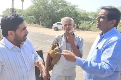 RAS अधिकारी ने आरएलपी नेता को गाली दी, कहासुनी बढ़ी तो बोला- पहले इसका इलाज करो; हाईवे से अतिक्रमण हटाने पहुंचे थे IMG 20251113 21532692