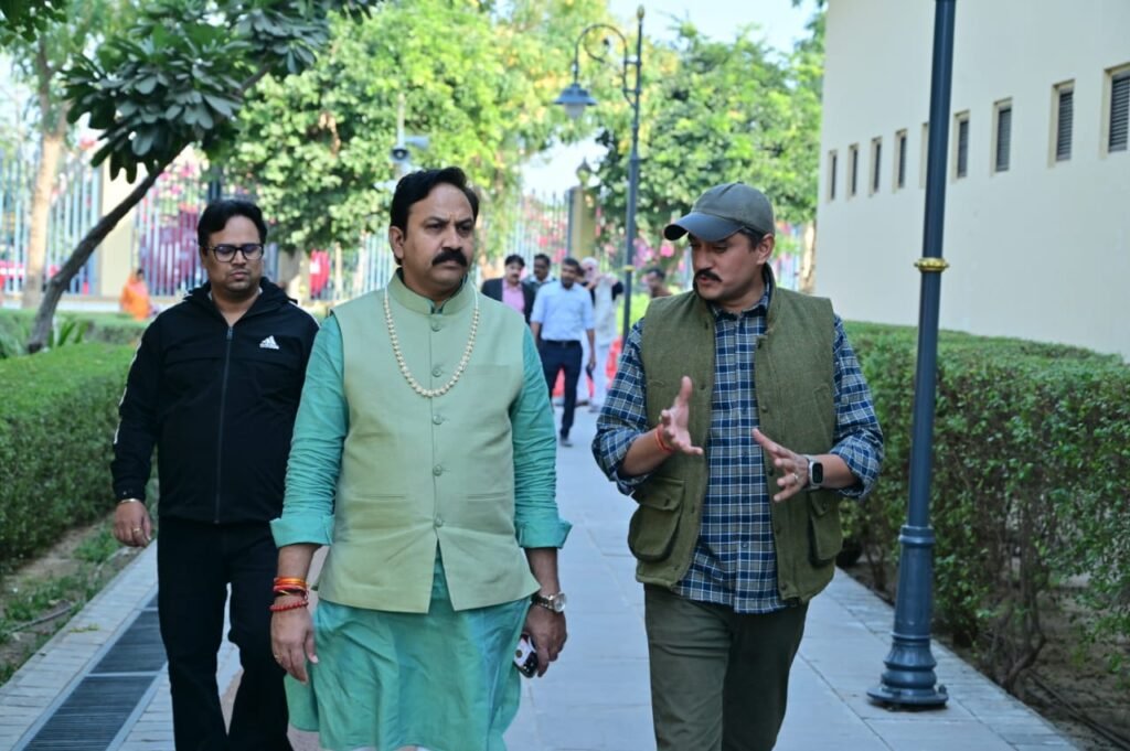 अखिल भारतीय अधिवक्ता परिषद के क्षेत्रीय संगठन मंत्री श्रीहरि बोरिकर ने जसोलधाम में किए पावन दर्शन, व्यवस्थाओं की सराहना 1001843533