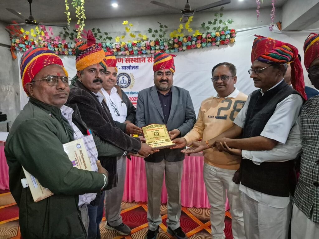 भगवती बाल निकेतन में निजी शिक्षण संस्थान संघ का ऐतिहासिक सम्मेलन सम्पन्न 2 भगवती बाल निकेतन में निजी शिक्षण संस्थान संघ का ऐतिहासिक सम्मेलन सम्पन्न 1001847382