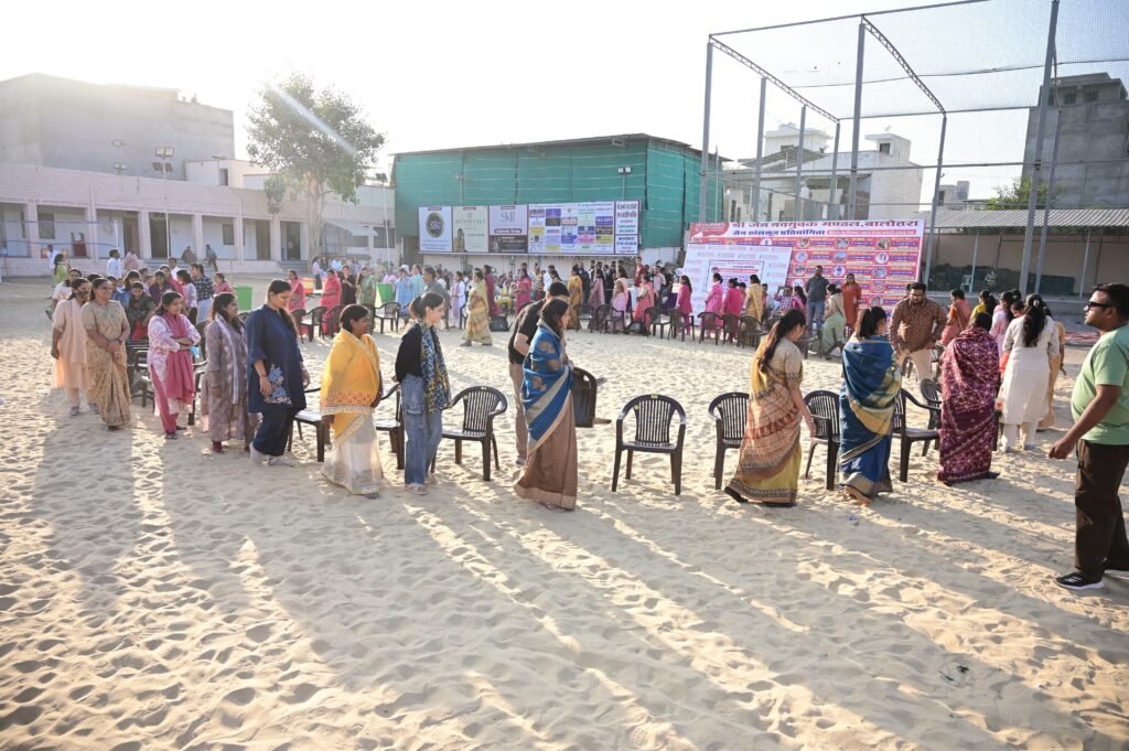 जैन खेलकूद प्रतियोगिता के फाइनल सम्पन्न, कल जैन हाट मेला व पारितोषिक वितरण 3 जैन खेलकूद प्रतियोगिता के फाइनल सम्पन्न, कल जैन हाट मेला व पारितोषिक वितरण 1001854817