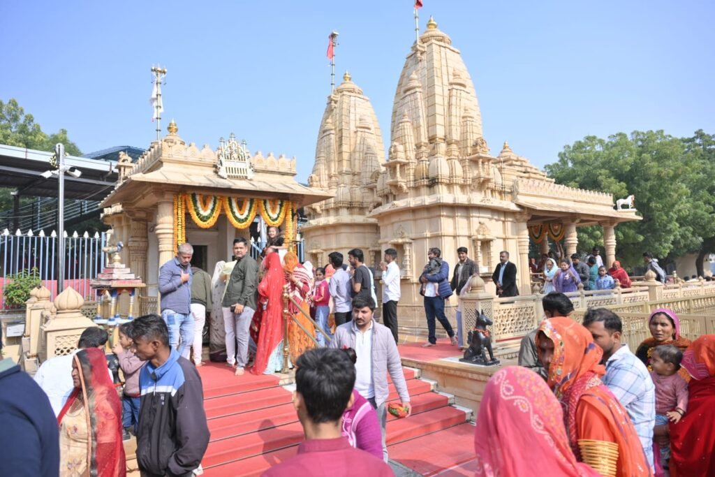 पौष शुक्ल पक्ष त्रयोदशी पर जसोलधाम में आस्था, परंपरा और भक्ति का विराट संगम संपन्न 3 पौष शुक्ल पक्ष त्रयोदशी पर जसोलधाम में आस्था, परंपरा और भक्ति का विराट संगम संपन्न 1001857029