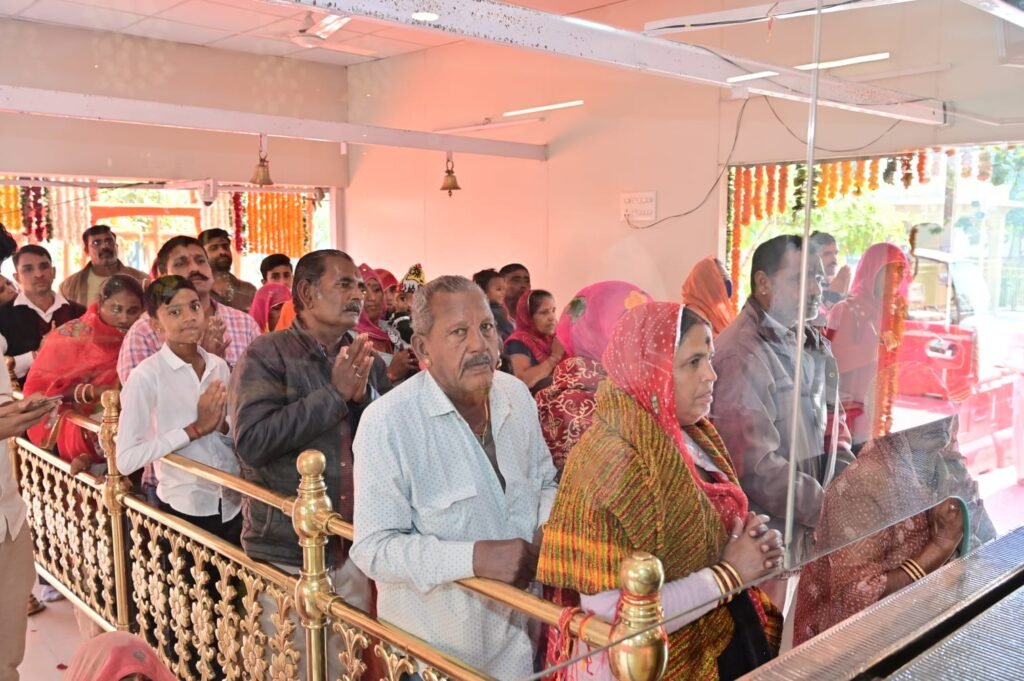 जसोलधाम में गुप्त नवरात्रा का शुभारंभ, घट स्थापना के साथ शुरू हुई विशेष पूजा-अर्चना, कन्या पूजन व श्रद्धालुओं की भारी भीड़ 1001935823