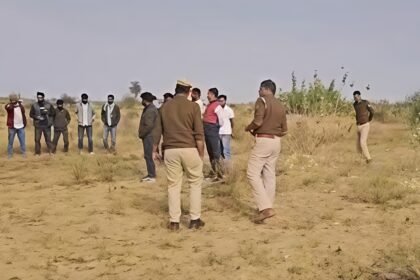 Jaisalmer News पोकरण में कथित गौहत्या से उबाल, बाजार बंद, शहर छावनी में तब्दील, विशाल हिंदू आंदोलन का ऐलान IMG 20260110 WA0030