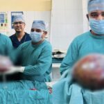 जैसलमेर के श्री जवाहिर हॉस्पिटल में 6 किलो की विशाल पेट की गांठ का सफल ऑपरेशन, 60 वर्षीय महिला को मिला नया जीवन IMG 20260212 WA0024