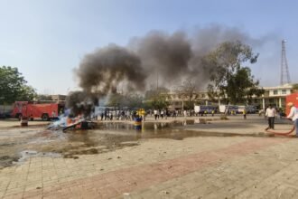 मॉक ड्रिल: बाड़मेर रोडवेज बस स्टैंड पर आगजनी IMG 20260227 WA0017