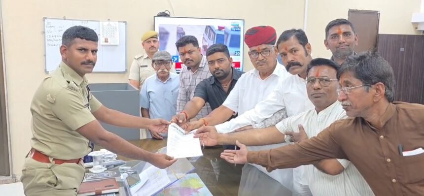 भजन गायक छोटूसिंह रावणा को मिली धमकी, सुरक्षा की मांग को लेकर एसपी को सोपा ज्ञापन IMG 20260330 17311986