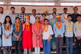 बोरावास की बेटी वर्षा चौधरी बनी संस्कृत शिक्षा विभाग में जोधपुर संभाग की टॉपर, 95% अंक हासिल कर बढ़ाया मान IMG 20260401 122340
