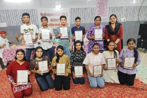 सिन्धी भाषा दिवस पर बालोतरा में संगोष्ठी, विद्यार्थियों को सर्टिफिकेट देकर किया सम्मानित WhatsApp Image 2026 04 10 at 7.54.11 PM